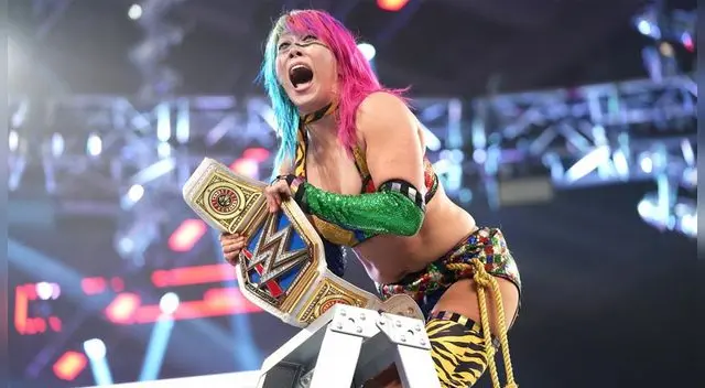 Asuka se convirtió por primera vez en campeona de la WWE en TLC 2018. Foto: WWE Asuka se convirtió por primera vez en campeona de la WWE en TLC 2018. Foto: WWE