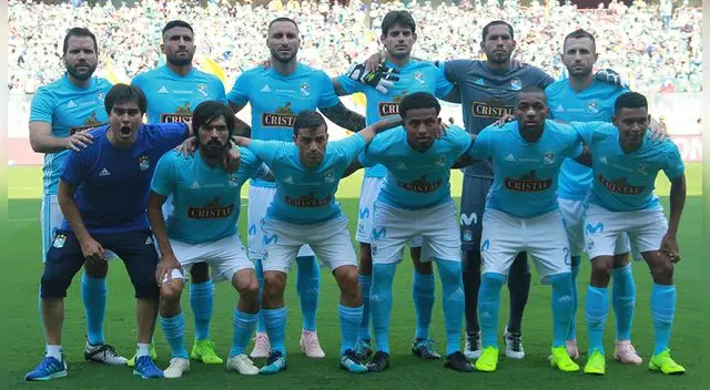 Llegue el técnico que llegue, Renzo Revoredo y Omar Merlo serán la dupla para la Copa en Sporting Cristal