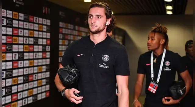 FC Barcelona: Adrien Rabiot complica su fichaje por el club catalan por culpa de su madre
