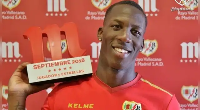 Liga española nomina a Luis Advíncula como uno de los mejores fichajes de la temporada 2018 Liga española nomina a Luis Advíncula como uno de los mejores fichajes de la temporada 2018