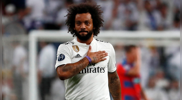 Marcelo sigue dominando por el lateral izquierdo.