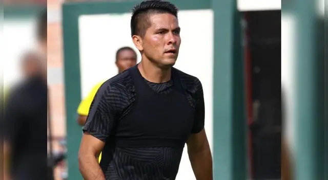 Pósito se enrolará a Melgar por una temporada, con lo cual estará bajo el mando del argentino Jorge Pautasso. Pósito se enrolará a Melgar por una temporada, con lo cual estará bajo el mando del argentino Jorge Pautasso.