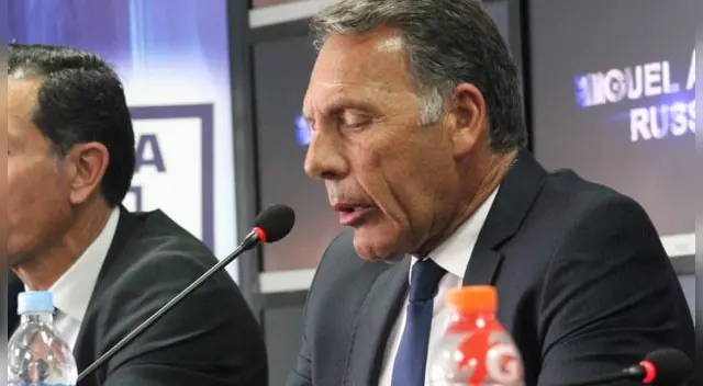 Miguel Ángel Russo propuso un panorama realista y no quiso llenar de promesas a los hinchas de Alianza Lima. Foto: Gaspar Cuzcano Miguel Ángel Russo propuso un panorama realista y no quiso llenar de promesas a los hinchas de Alianza Lima. Foto: Gaspar Cuzcano