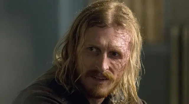 Gran sorpresa ha causado la incorporación de Dwight para la quinta temporada de "Fear The Walking Dead". Gran sorpresa ha causado la incorporación de Dwight para la quinta temporada de "Fear The Walking Dead".