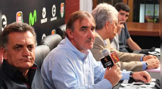 FBC Melgar: Jorge Pautasso y el 'accidentado' momento con periodista local | Video
