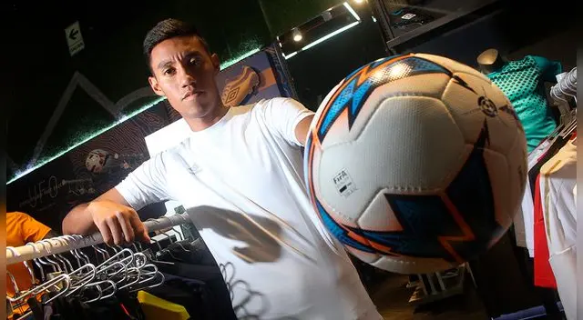 Brandon Palacios aún pertenece a Sporting Cristal.  Brandon Palacios aún pertenece a Sporting Cristal.
