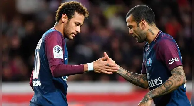 Dani Alves: "Ney crea envidia porque es millonario, famoso y guapo"