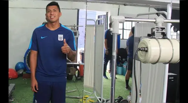 Fuente: Facebook de Alianza Lima. Rinaldo Cruzado dio a conocer su buen estado anímico durante los exámenes médicos. Fuente: Facebook de Alianza Lima. Rinaldo Cruzado dio a conocer su buen estado anímico durante los exámenes médicos.