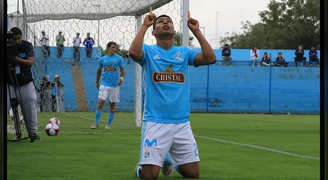 Marcos López celebra un gol con Sporting Cristal. Marcos López celebra un gol con Sporting Cristal.