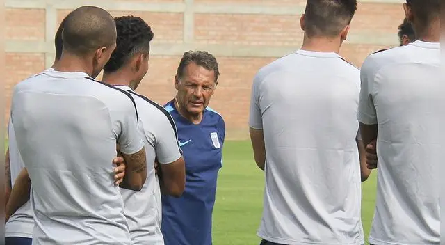 Miguel Ángel Russo en plena pretemporada con Alianza Lima. 