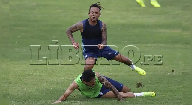 Alianza Lima: Dura entrada de Duclós obligó a dejar la cancha por lesión a Joazinho Arroé | VIDEO