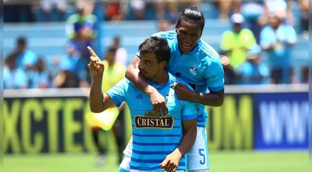 Exgoleador de Sporting Cristal tildó de traidor a Pablo Zegarra. Exgoleador de Sporting Cristal tildó de traidor a Pablo Zegarra.