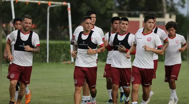 Universitario y las postales de una nueva jornada de entrenamiento en Campo Mar. Universitario y las postales de una nueva jornada de entrenamiento en Campo Mar.