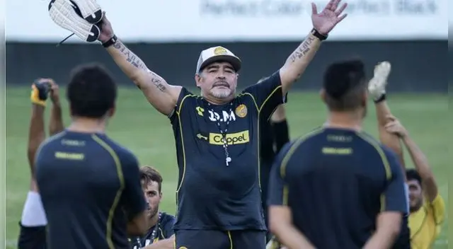 Diego Maradona fue dado de alta tras cirugía abdominal en Buenos Aires