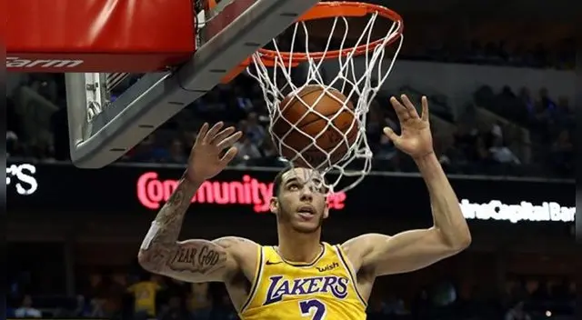 El Rey Lebron James no jugará contra su exequipo por una lesión. 