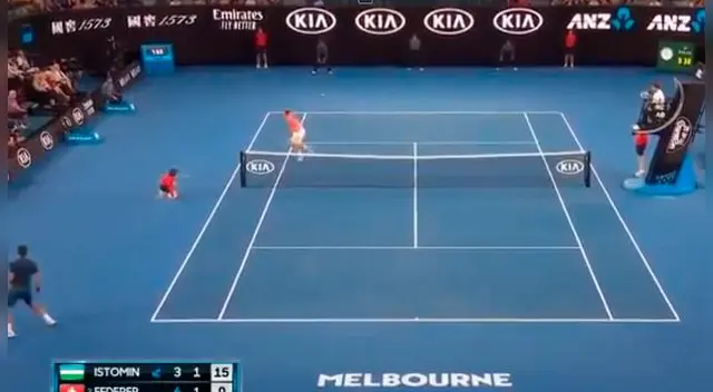Roger Federer, a sus 37 años, continúa demostrando su vigencia. 