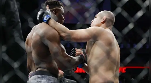 Caín Velásquez regreso al UFC pero fue aniquilado en segundos por Ngannou Caín Velásquez regreso al UFC pero fue aniquilado en segundos por Ngannou