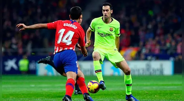 Sergio Busquets, durante el Atlético vs Barcelona en el Wanda Metropolitano.