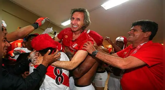 Ricardo Gareca: Hinchas de la Selección Peruana creen que 'El Tigre' seguirá siendo el directo técnico │ FOTOS