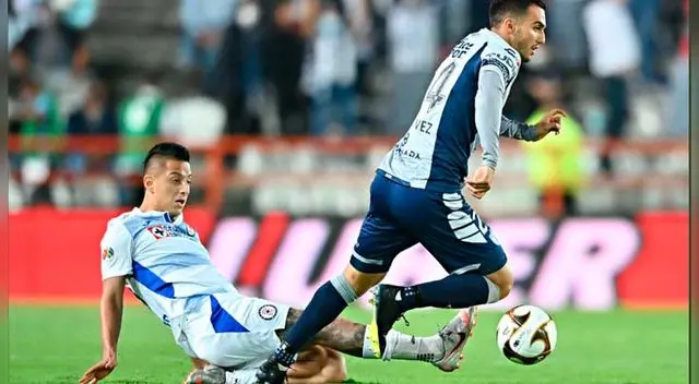 Cruz Azul y Pachuca se enfrentan por la ida de las semifinales de la Liga MX.