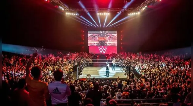 WWE volverá a tener marco de público para sus eventos desde julio. WWE volverá a tener marco de público para sus eventos desde julio.