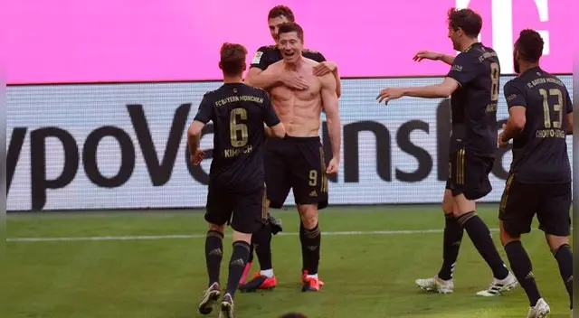 Bayern Múnich goleó 5-2 al Augsburgo en el cierre de la Bundesliga - VIDEOS Bayern Múnich goleó 5-2 al Augsburgo en el cierre de la Bundesliga - VIDEOS