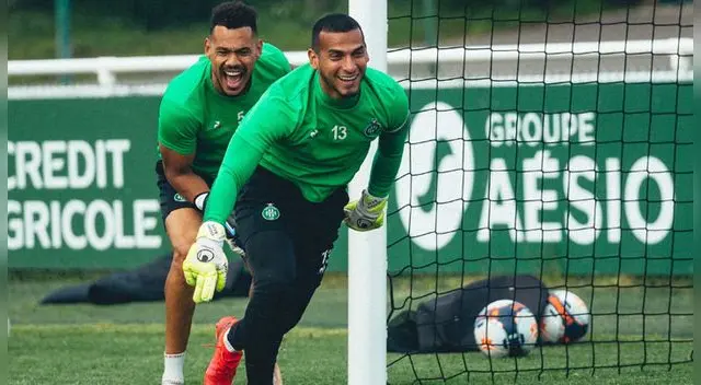Miguel Trauco entrenó como portero en Saint-Étienne