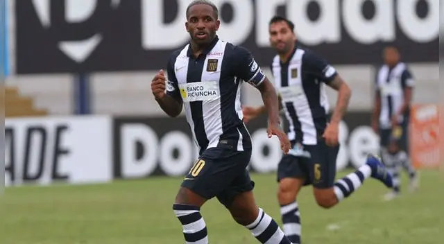 Jefferson Farfán y sus números en la Fase 1