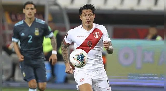 Selección peruana: Gianluca Lapadula tiene grandes chances de arrancar ante Colombia. Selección peruana: Gianluca Lapadula tiene grandes chances de arrancar ante Colombia.