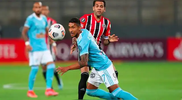 Sporting Cristal tendrá tres bajas para enfrentar a San Martín Foto: EFE Sporting Cristal tendrá tres bajas para enfrentar a San Martín Foto: EFE