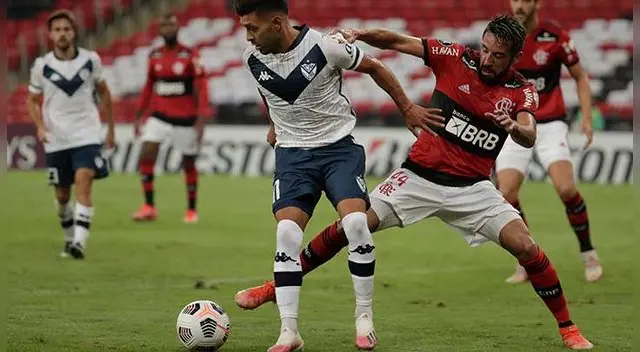 Flamengo quedó como líder del Grupo G mientras que Vélez en el segundo lugar.