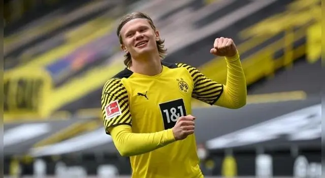 Erling Haaland se llevó el premio al MVP de la Bundesliga. Erling Haaland se llevó el premio al MVP de la Bundesliga.