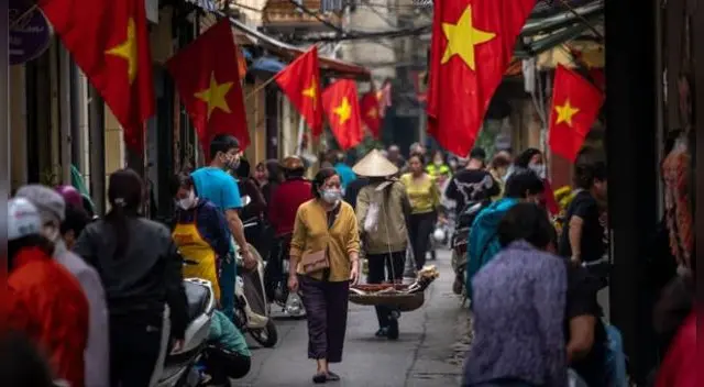Vietnam detecta nueva variante híbrida de la COVID-19.