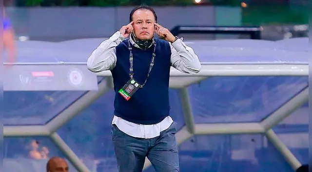 Juan Reynoso buscará ganar el título del Torneo Guar1anes de la Liga MX. Juan Reynoso buscará ganar el título del Torneo Guar1anes de la Liga MX.