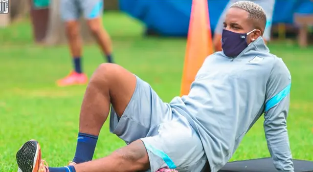 Jefferson Farfán volvería a las canchas más pronto de lo pensado.