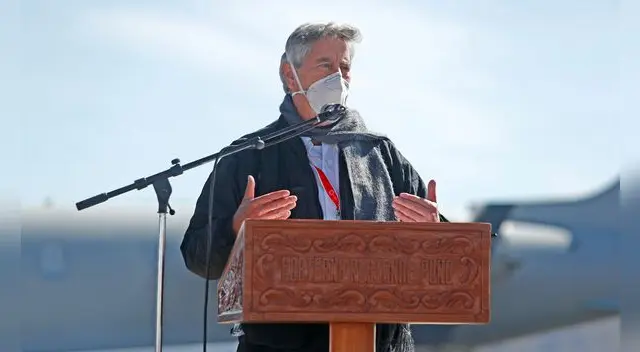 El presidente Francisco Sagasti arribó a Puno para entregar dosis de vacunas. Foto: Presidencia Perú