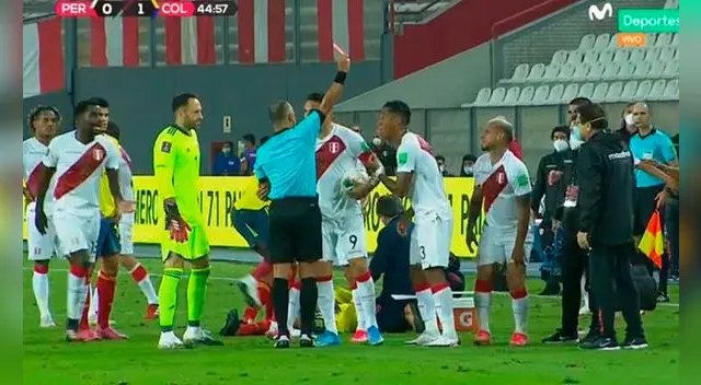 Trauco se fue expulsado por doble amarilla y desencadenó la goleada nacional. Trauco se fue expulsado por doble amarilla y desencadenó la goleada nacional.