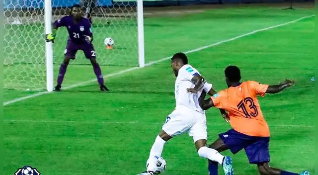 Alberto Quintero volvió al gol con Panamá