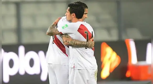 Gianluca Lapadula y Paolo Guerrero jugaron juntos contra Colombia. Gianluca Lapadula y Paolo Guerrero jugaron juntos contra Colombia.