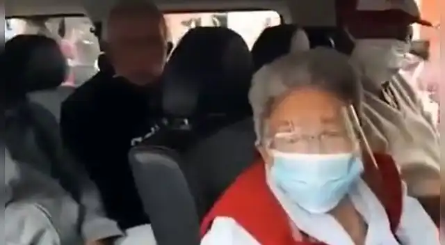 Adultos mayores acuden a sufragar en Piura