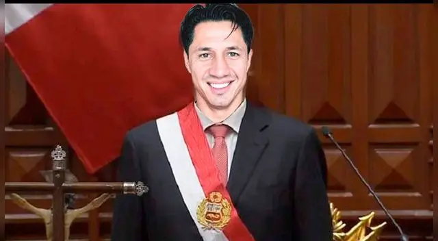 Gianluca Lapadula es la figura del partido ante Ecuador y, como era de esperarse, de los memes. Gianluca Lapadula es la figura del partido ante Ecuador y, como era de esperarse, de los memes.