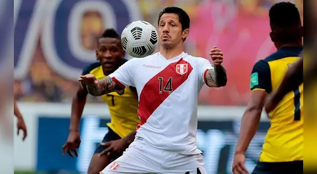 Gianluca Lapadula jugó un partidazo ante Ecuador.