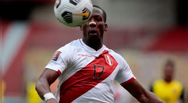 Luis Advíncula no jugará la Copa América 2021 con Perú. Luis Advíncula no jugará la Copa América 2021 con Perú.