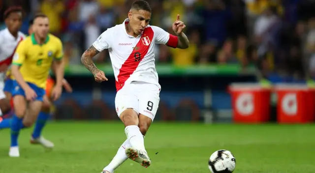 Paolo Guerrero anotó por última vez en la final de Copa América