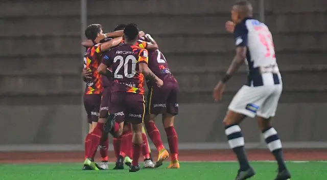 Cultural Santa Rosa venció por penales 3-2 a Alianza Lima y avanzó en la Copa Bicentenario 2021 Cultural Santa Rosa venció por penales 3-2 a Alianza Lima y avanzó en la Copa Bicentenario 2021