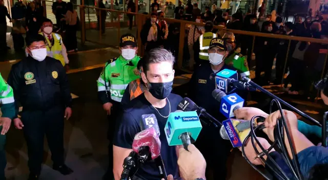 Santiago Ormeño llegó a Lima en la noche del pasado viernes 11 de junio Santiago Ormeño llegó a Lima en la noche del pasado viernes 11 de junio