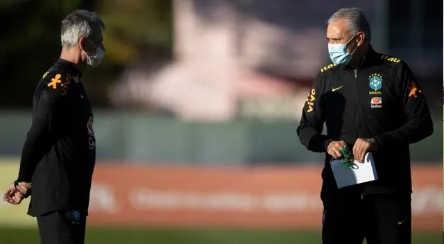 Tite prepara cambios en Brasil para no pasar sobresaltos contra Perú Tite prepara cambios en Brasil para no pasar sobresaltos contra Perú