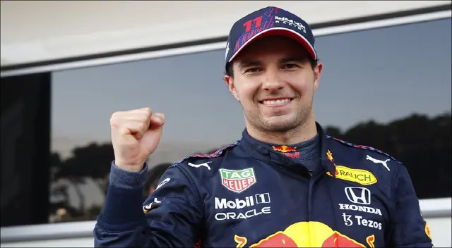 Checo Pérez sumó un nuevo podio para su carrera