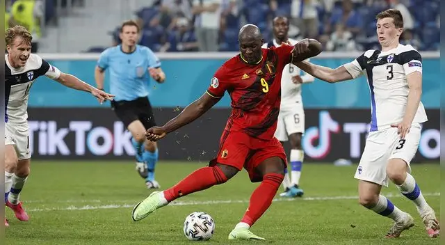 Romelu Lukaku anotó un golazo en la victoria de Bélgica.