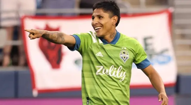 Raúl Ruidíaz llegó a los 50 goles con el Seattle Sounders.